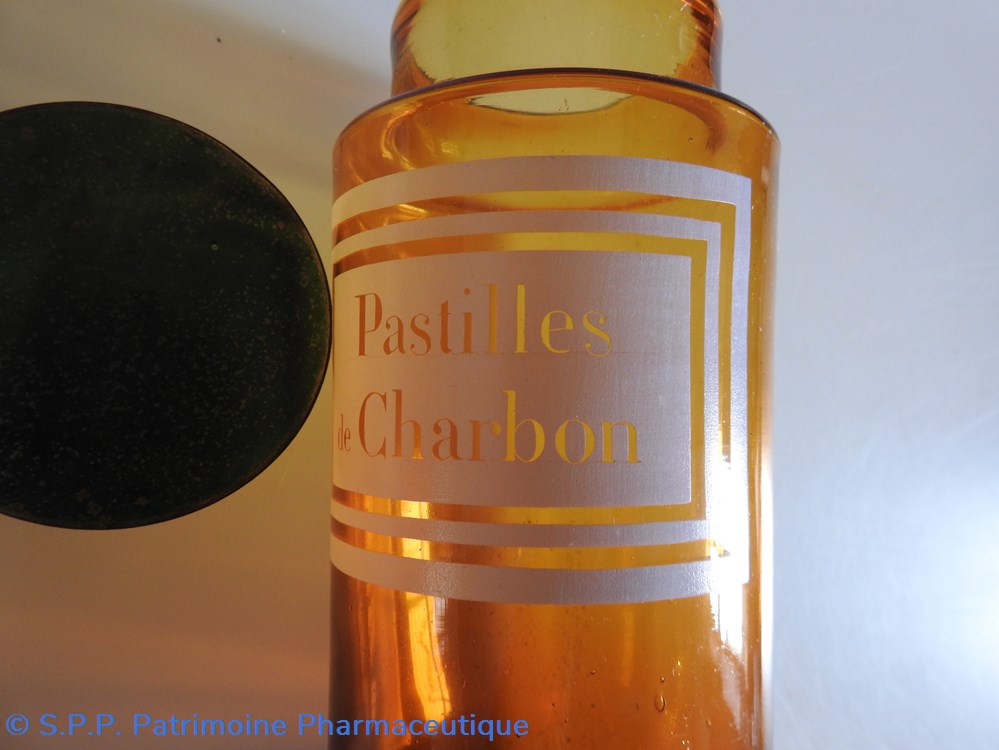 Pastilles de Charbon 4 science pharmacie pastilles de charbon