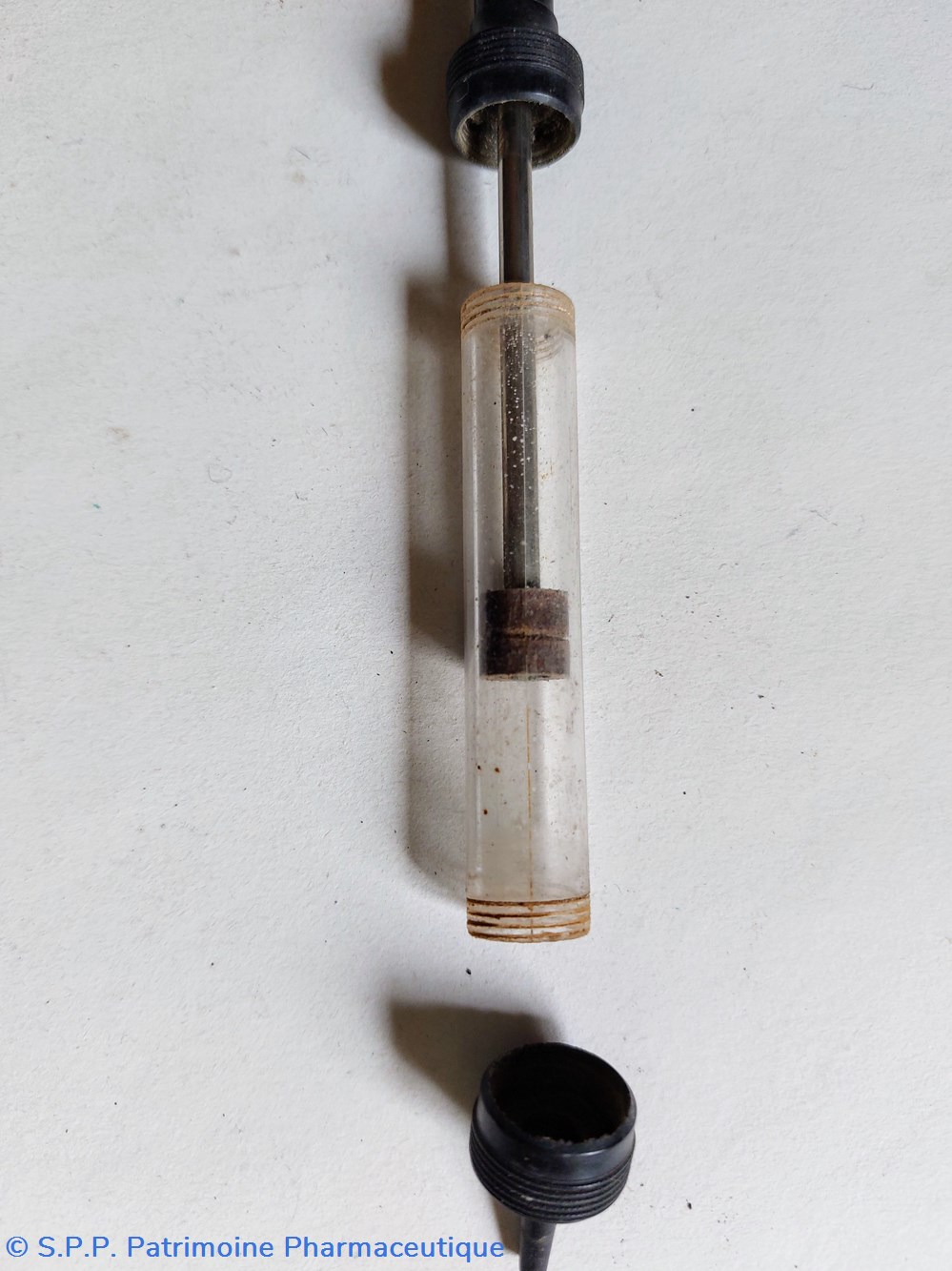science pharmacie seringue tube en verre piston gradue 1 a 5