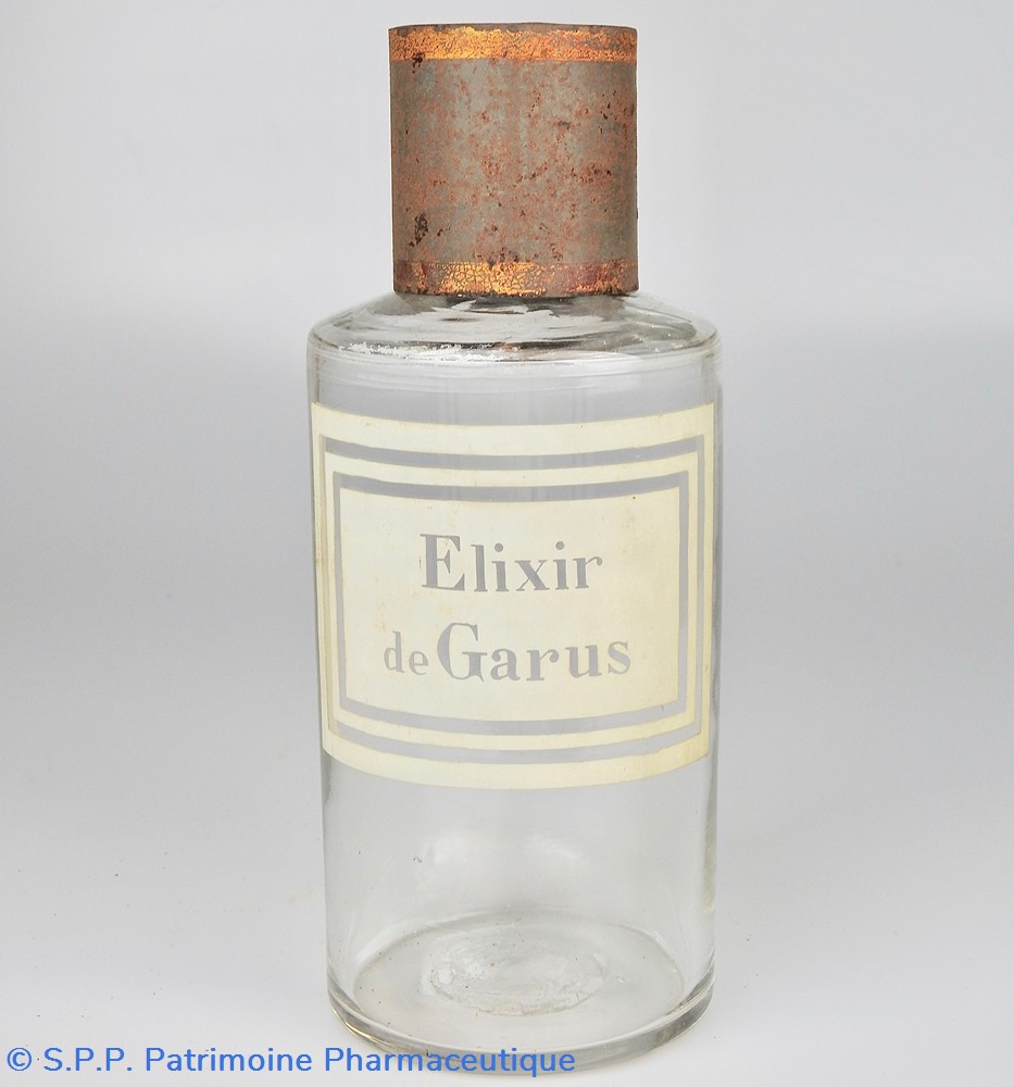 Flacon en verre petit modèle étiquette blanche Pharmacie RAVASSE 4 science flacon en verre petit modele etiquette blanche pharmacie ravasse