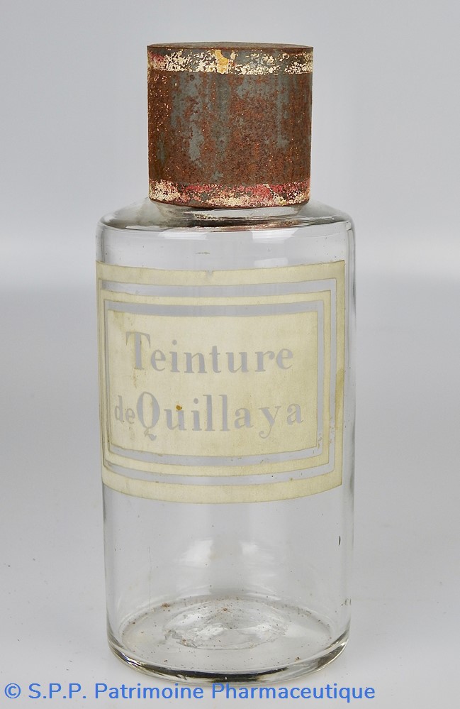 Flacon en verre petit modèle étiquette blanche Pharmacie RAVASSE 4 science flacon en verre petit modele etiquette blanche pharmacie ravasse