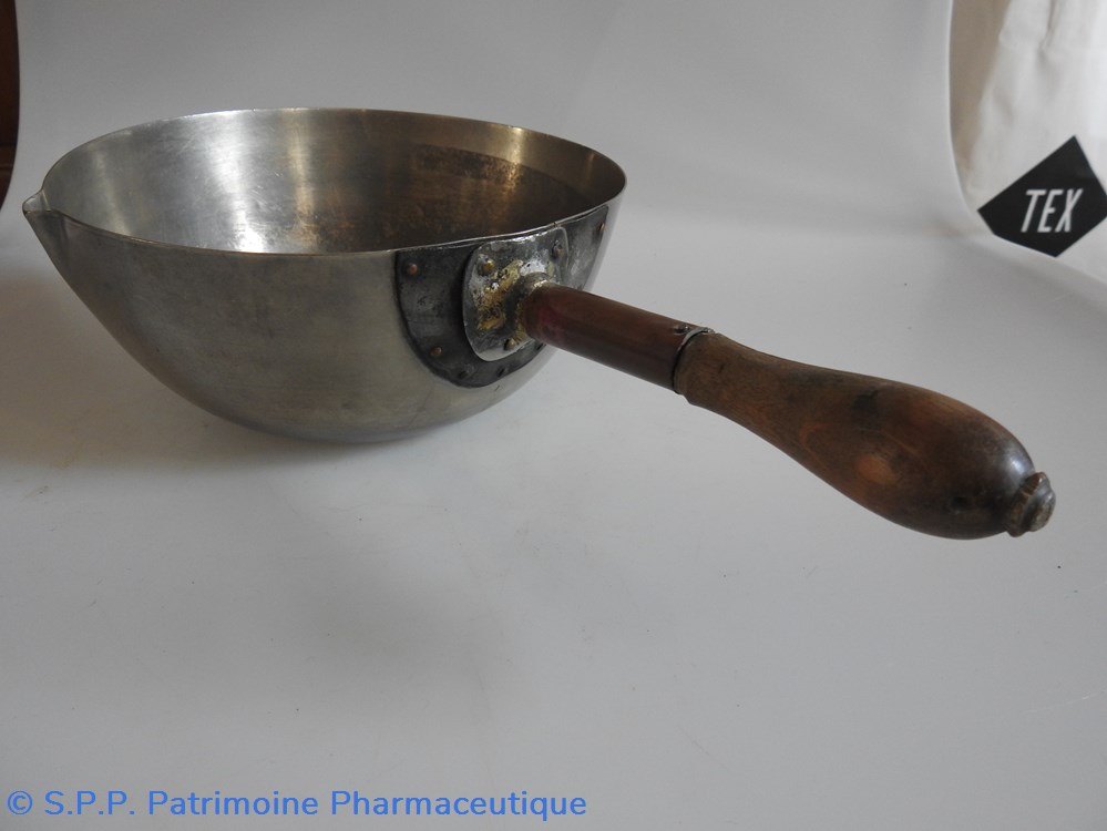science pharmacie couloire a sirop petit modele