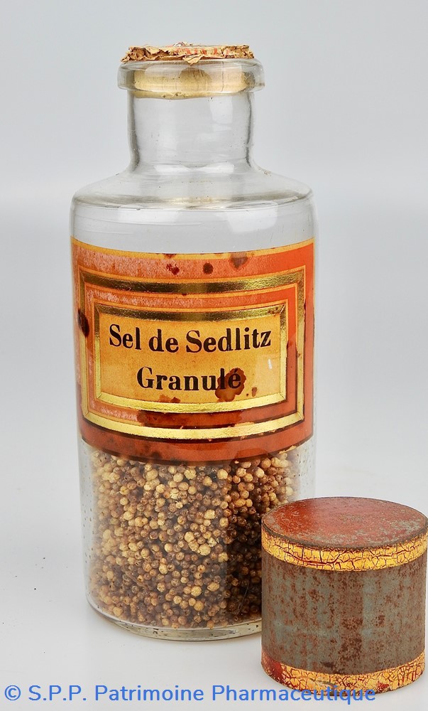 Flacon en verre petit modèle Pharmacie RAVASSE 3 science flacon en verre petit modele pharmacie ravasse