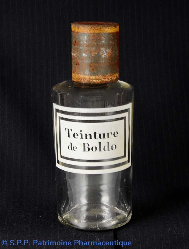 Flacon en verre très petit modèle étiquette blanche Pharmacie RAVASSE science flacon en verre tres petit modele etiquette blanche pharmacie ravasse