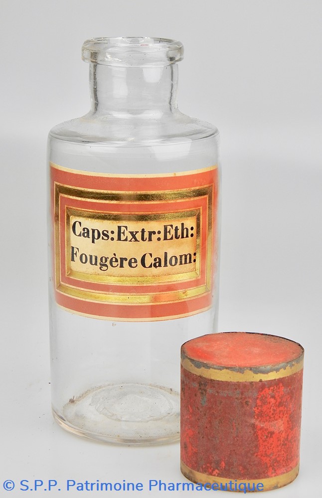 Flacon en verre petit modèle Pharmacie RAVASSE 3 science flacon en verre petit modele pharmacie ravasse