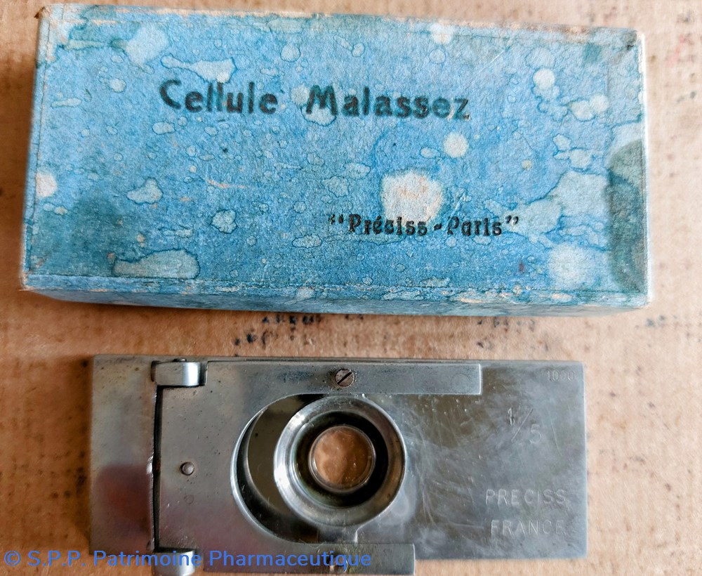 CELLULE MALASSET / Hématimètre Malassez 2 science pharmacie cellule malasset hematimetre malassez