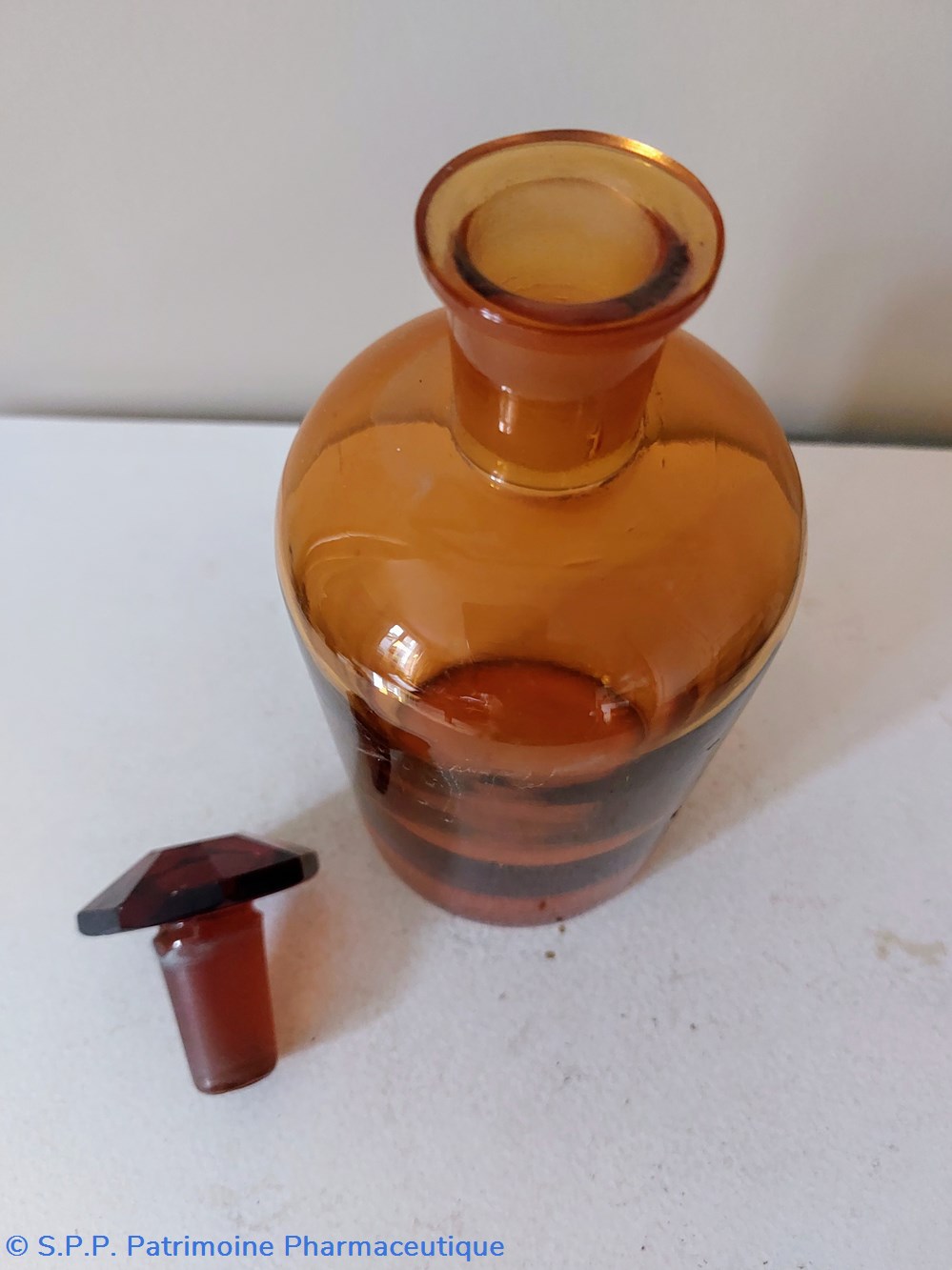 science pharmacie flacon 19 cm verre ambre