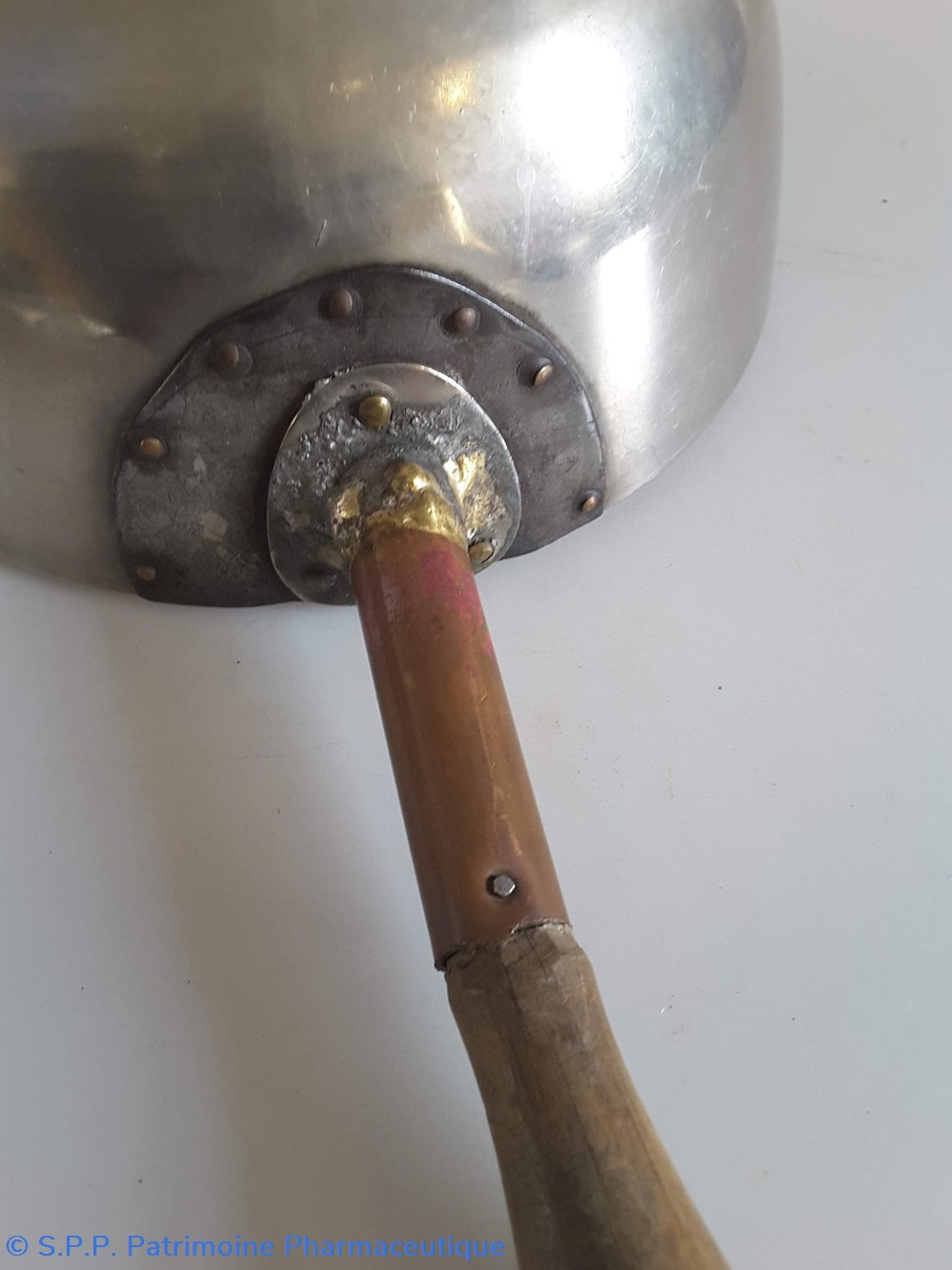 science pharmacie couloire a sirop petit modele