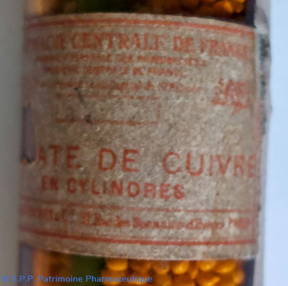 science pharmacie ate de cuivre en cylindres flacon verre ambre