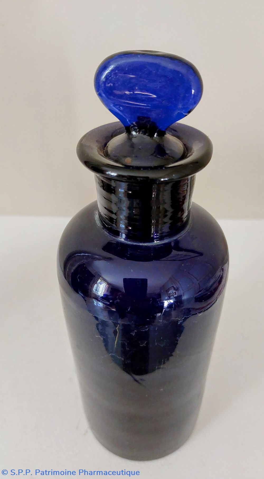 Bleu / Flacon de pharmacie verre bleu h 21 cm 2 science bleu flacon de pharmacie verre bleu h 21 cm