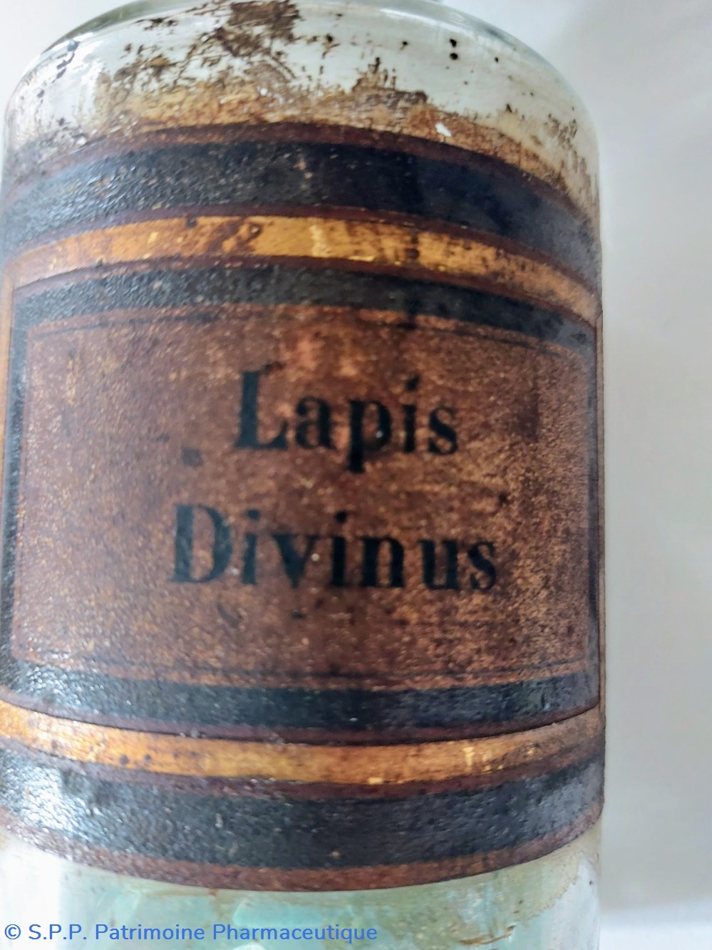 Lapis Divinus flacon en verre 3 science pharmacie lapis divinus flacon en verre