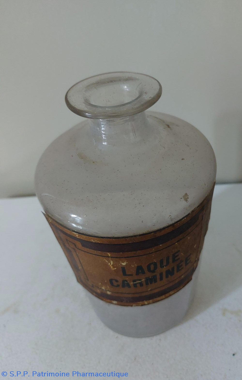 science pharmacie laque carminee flacon 19 cm