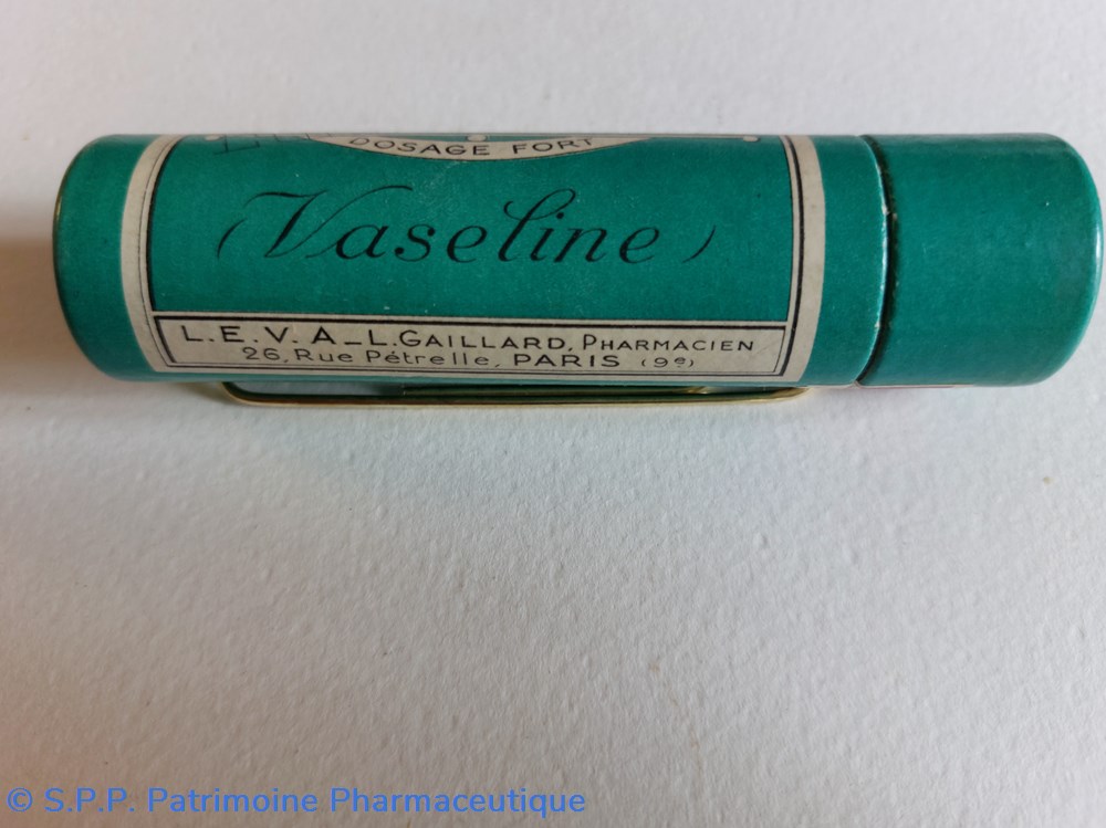 VASELINE LENIFEDRINE 2 science vaseline lenifedrine