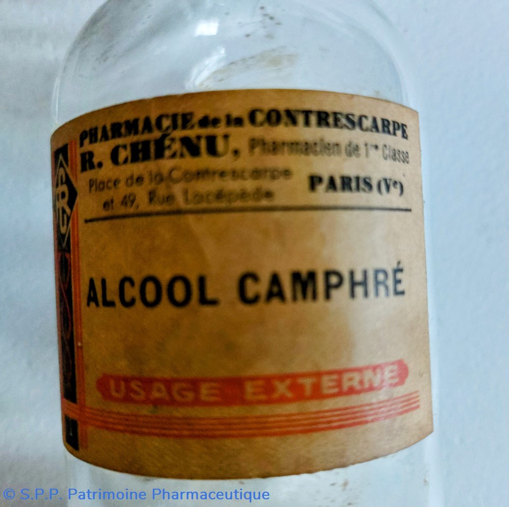 science pharmacie alcool camphre