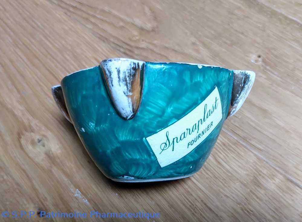 Sparaplast FOURNIER cendrier mortier 4 objets publicitaires sparaplast fournier cendrier mortier