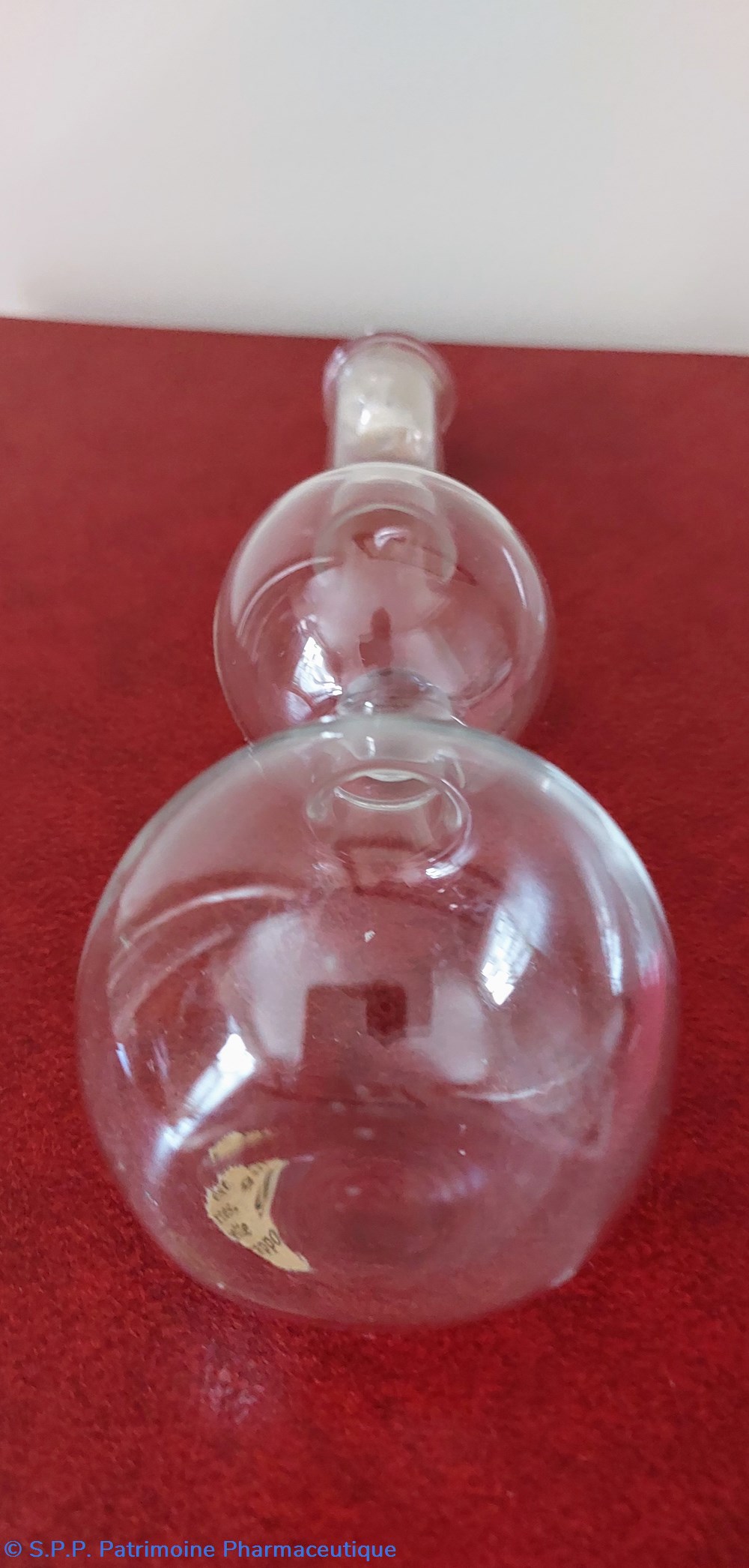 Double ballon de laboratoire pharmaceutique 3 science pharmacie double ballon de laboratoire pharmaceutique