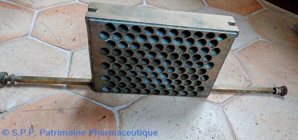 science pharmacie moules a suppositoires 100 alveoles