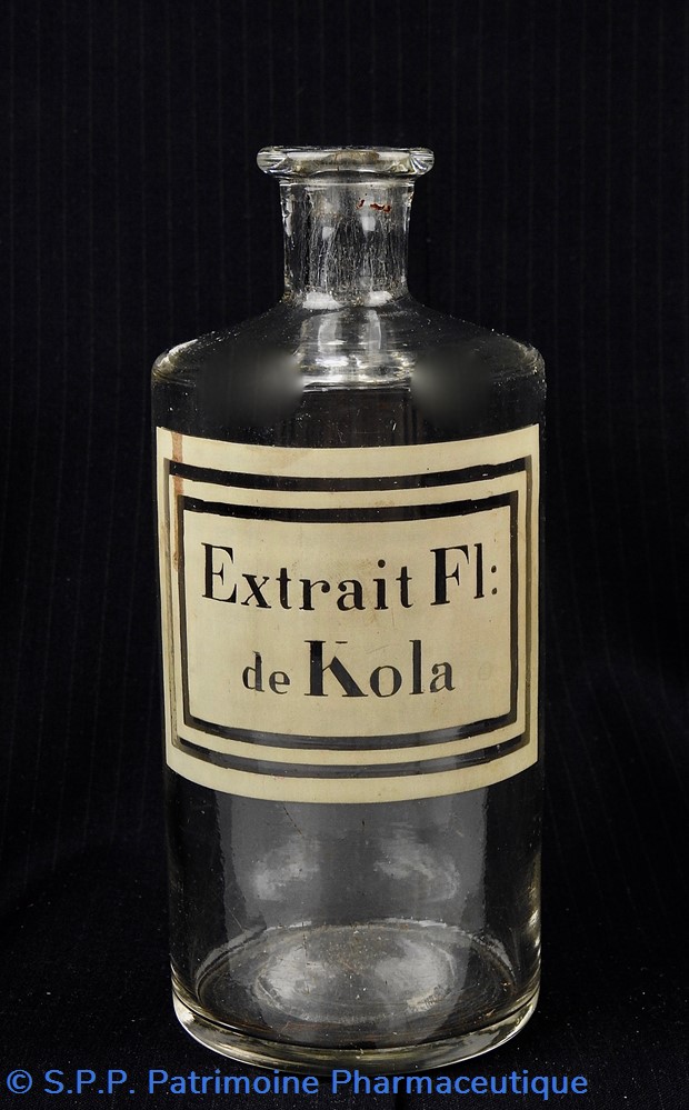 Flacon en verre petit modèle étiquette blanche sans couvercle Pharmacie RAVASSE science flacon en verre petit modele etiquette blanche sans couvercle pharmacie ravasse