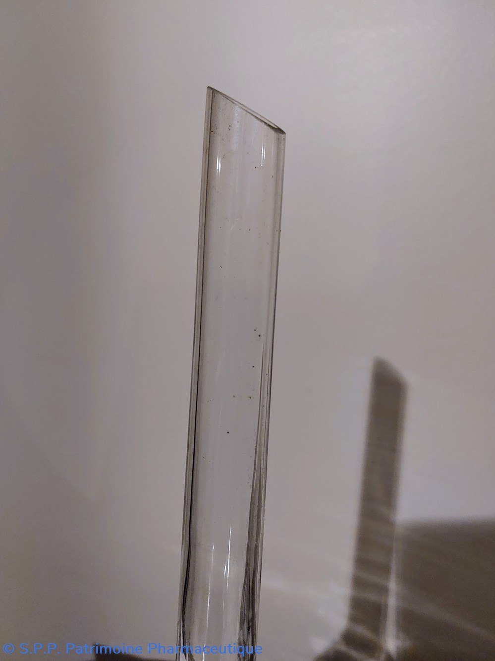Entonnoir de Pharmacie en verre 33 cm 4 science entonnoir de pharmacie en verre 33 cm