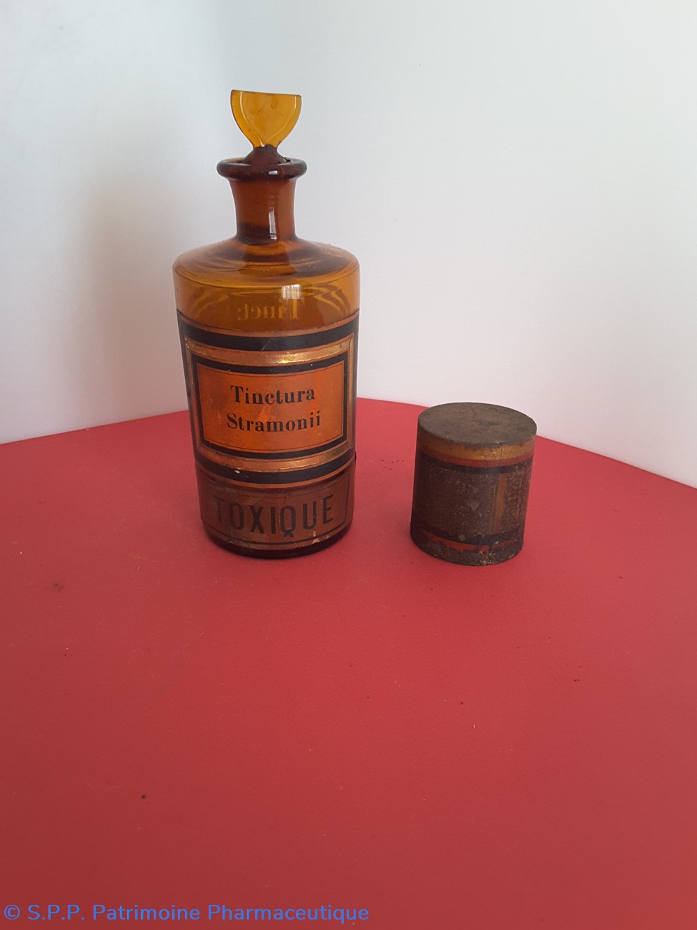Tinctura Stramonii ou Tinct: Stramonii 4 science pharmacie tinctura stramonii ou tinct stramonii