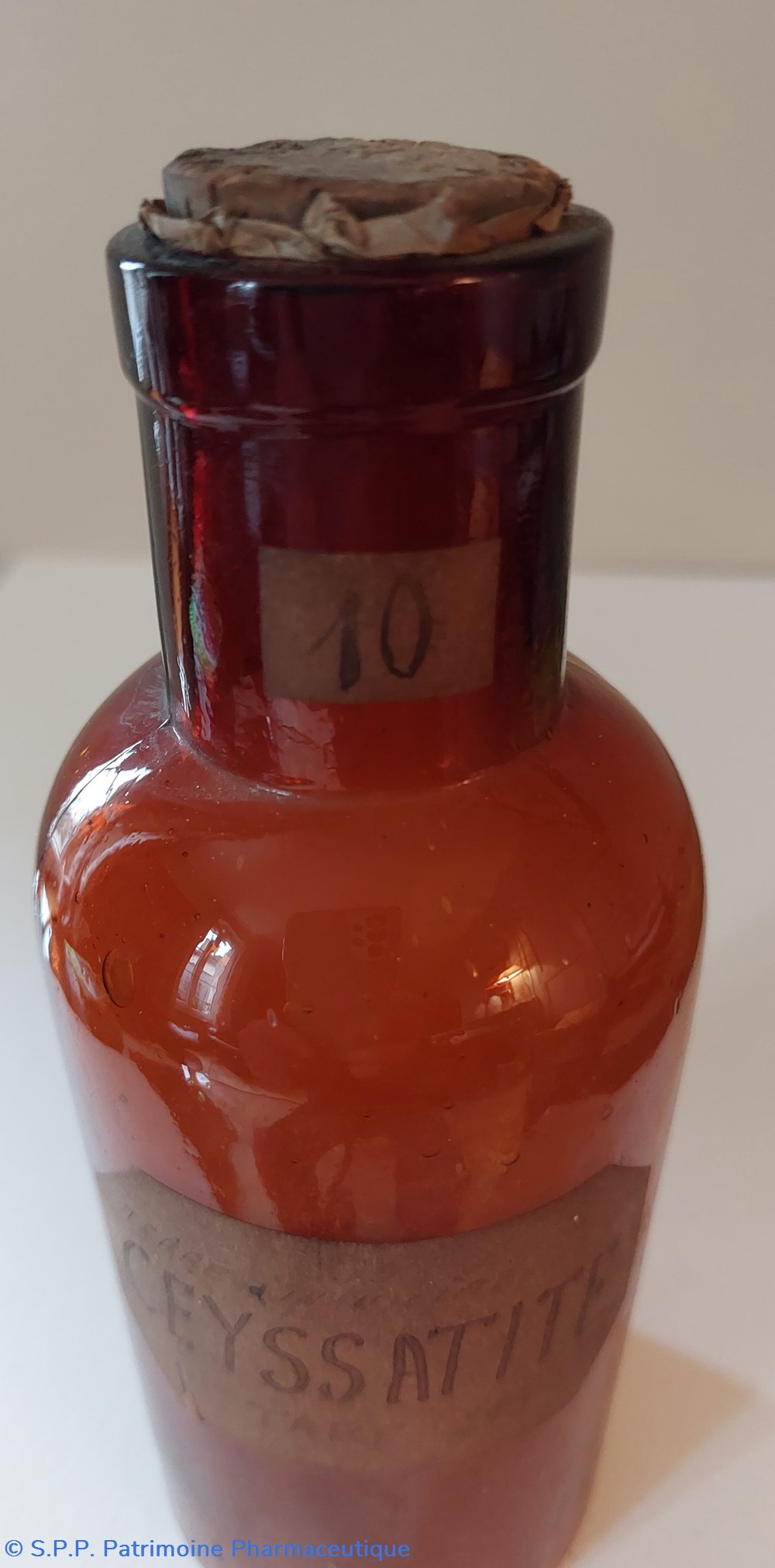 science pharmacie ceyssatite flacon verre ambre