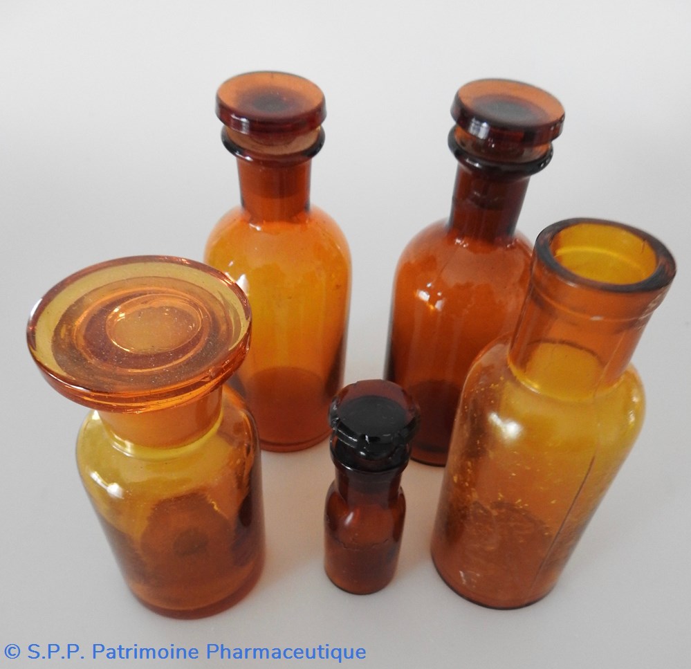 science pharmacie lot de 5 flacons ambres