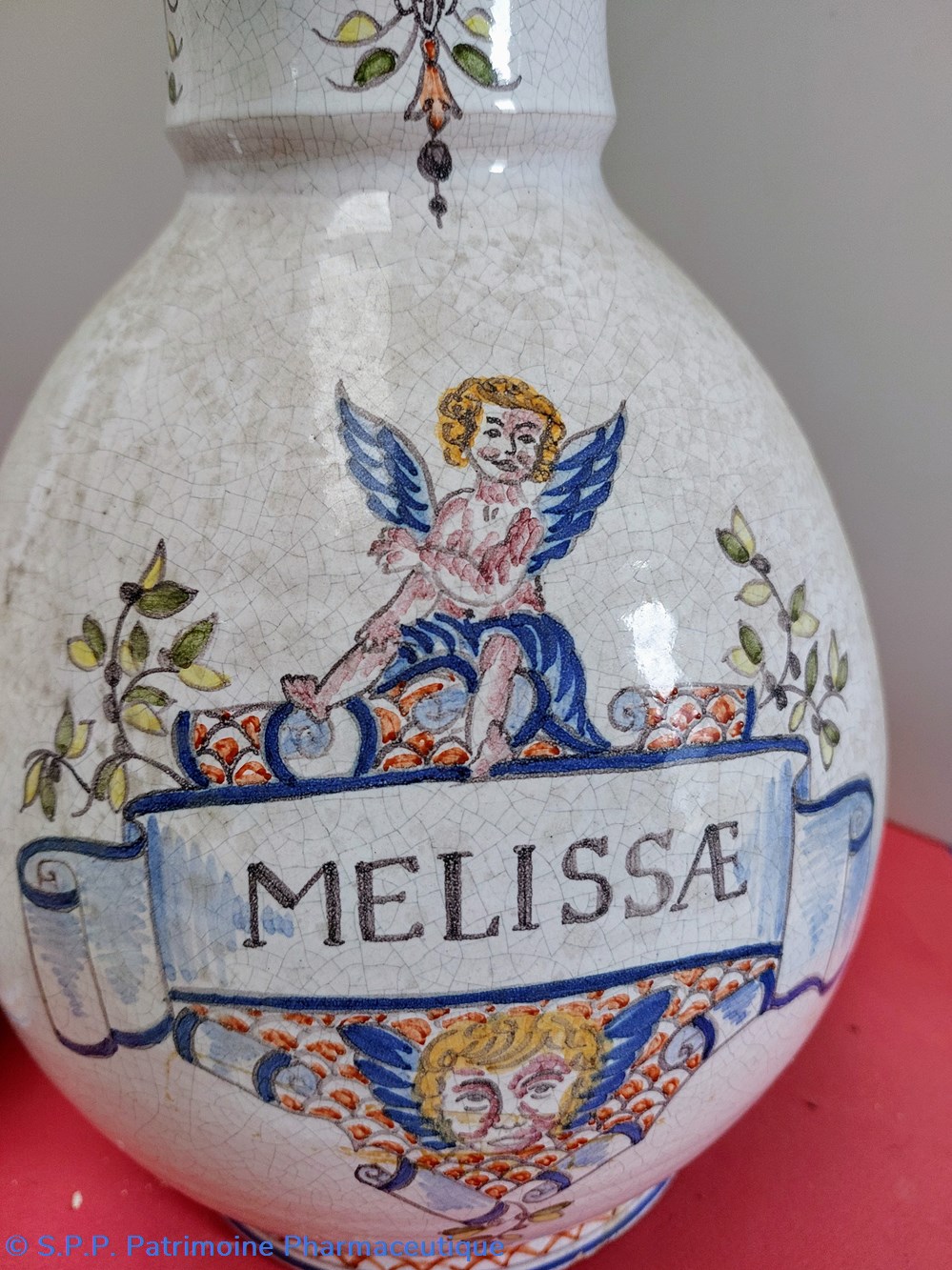 science pharmacie paire de pots melissae decor angelots