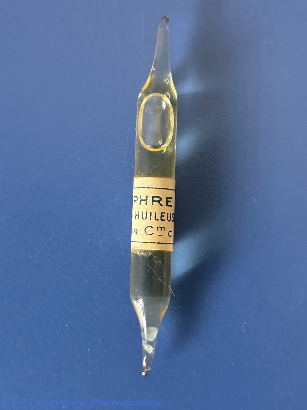 science pharmacie ampoules huile camphree