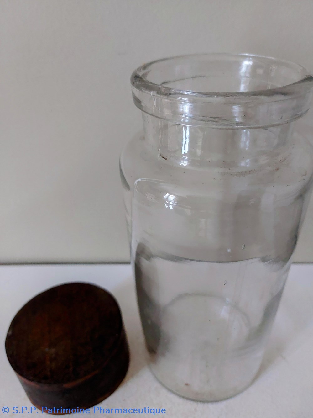 science 20 pot de pharmacie en verre blanc
