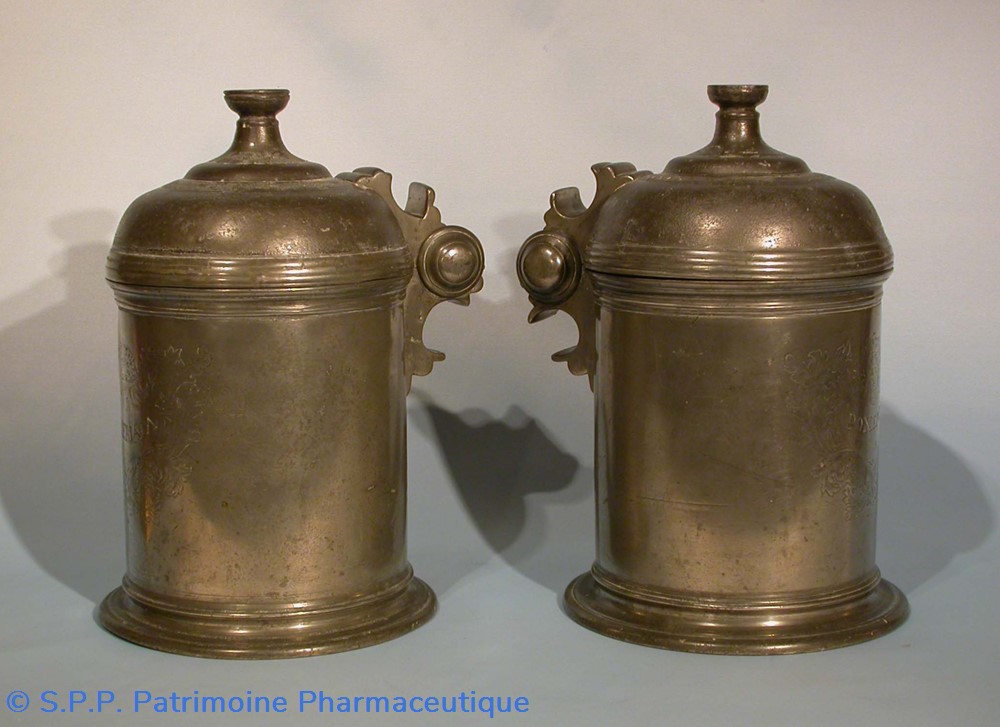 science paire de pots de pharmacie theriaca