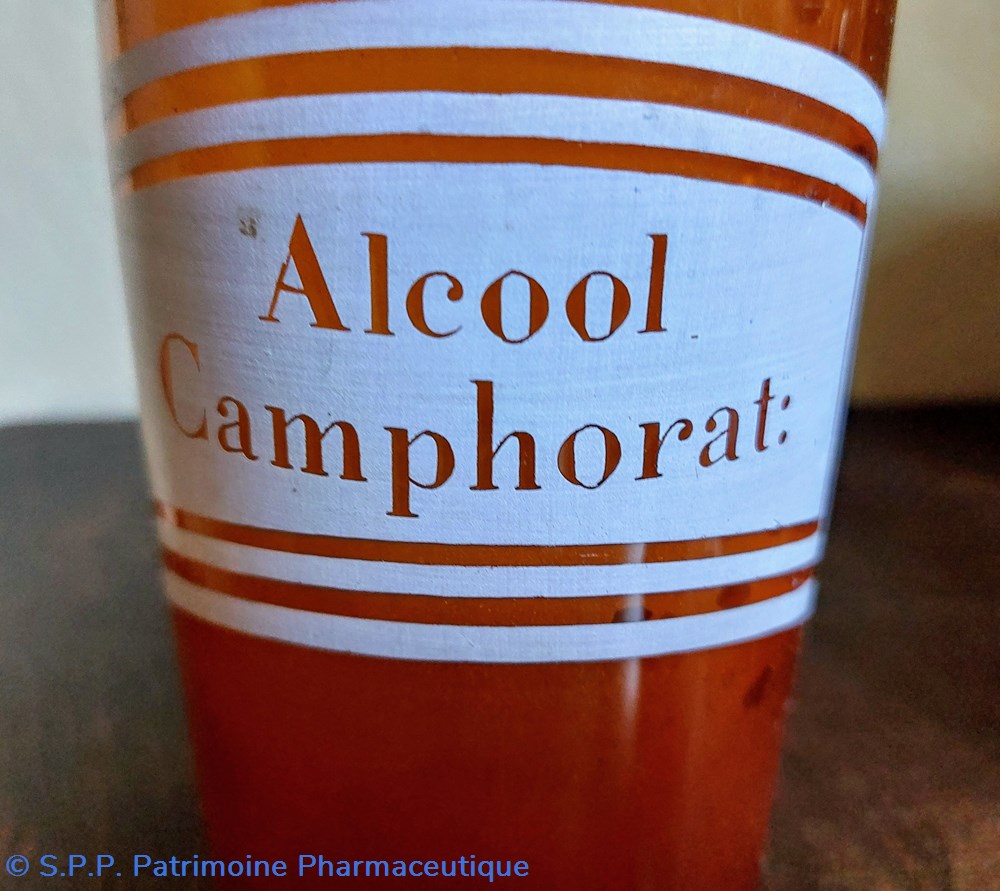 SN - Alcool Camphrorat : bouteille verre ambré Goulot pm 4 science pharmacie sn alcool camphrorat bouteille verre ambre goulot pm