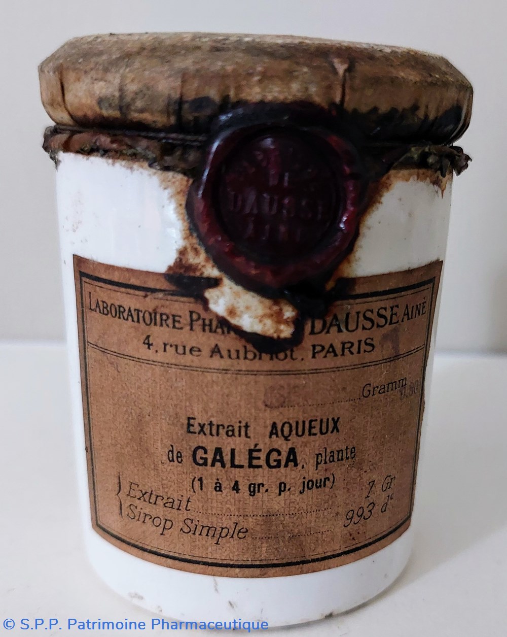 Pot à onguent " Extrait Aqueux de Galéga" science pharmacie pot a onguent extrait aqueux de galega
