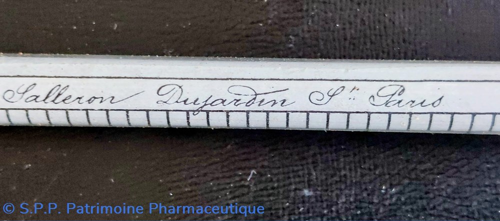 science pharmacie areometre baume pese sirops