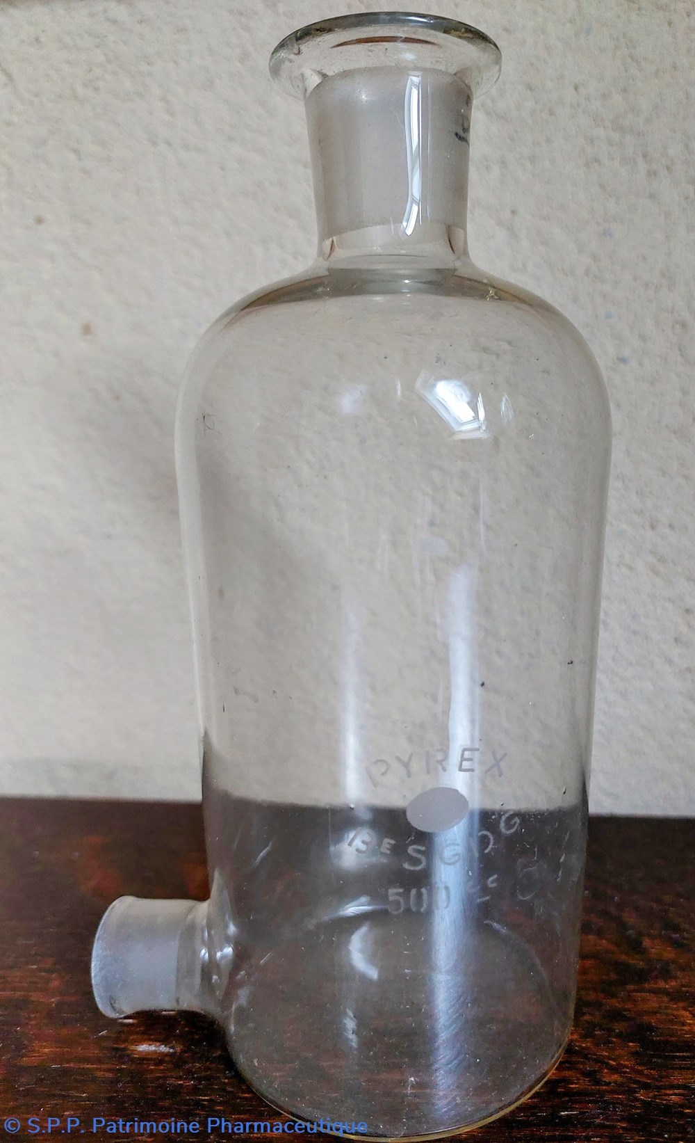 Flacon de laboratoire 500 cc PYREX 2 science pharmacie flacon de laboratoire 500 cc pyrex