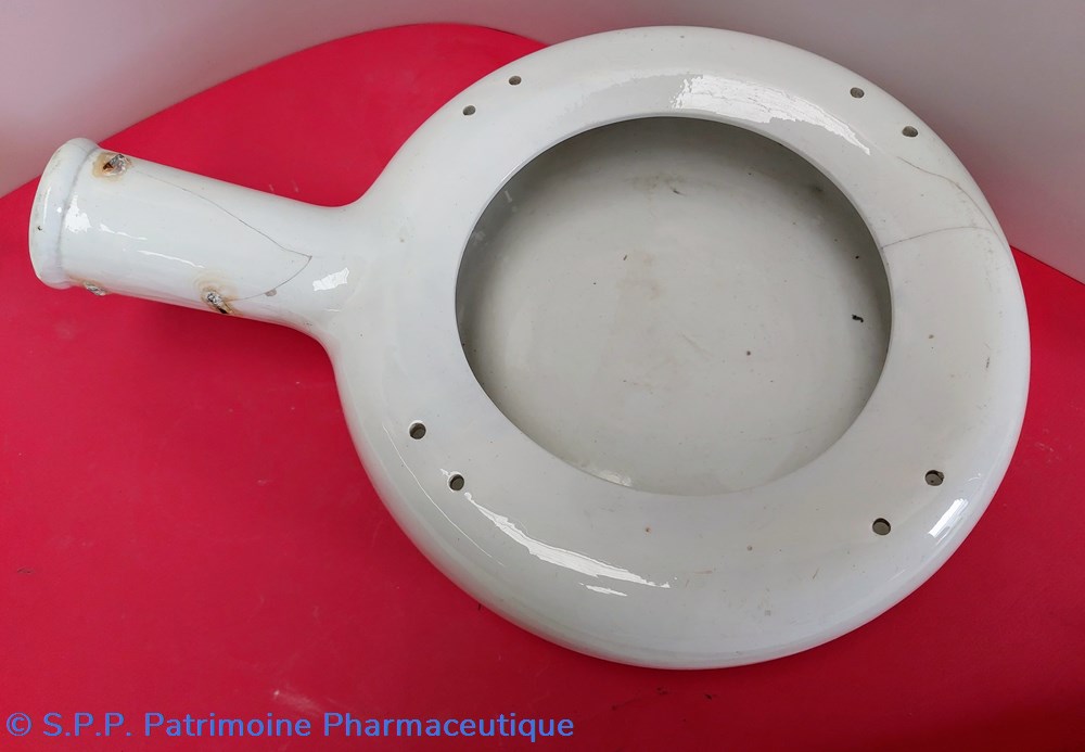science pharmacie bassin de lit ceramique st amand et hamage
