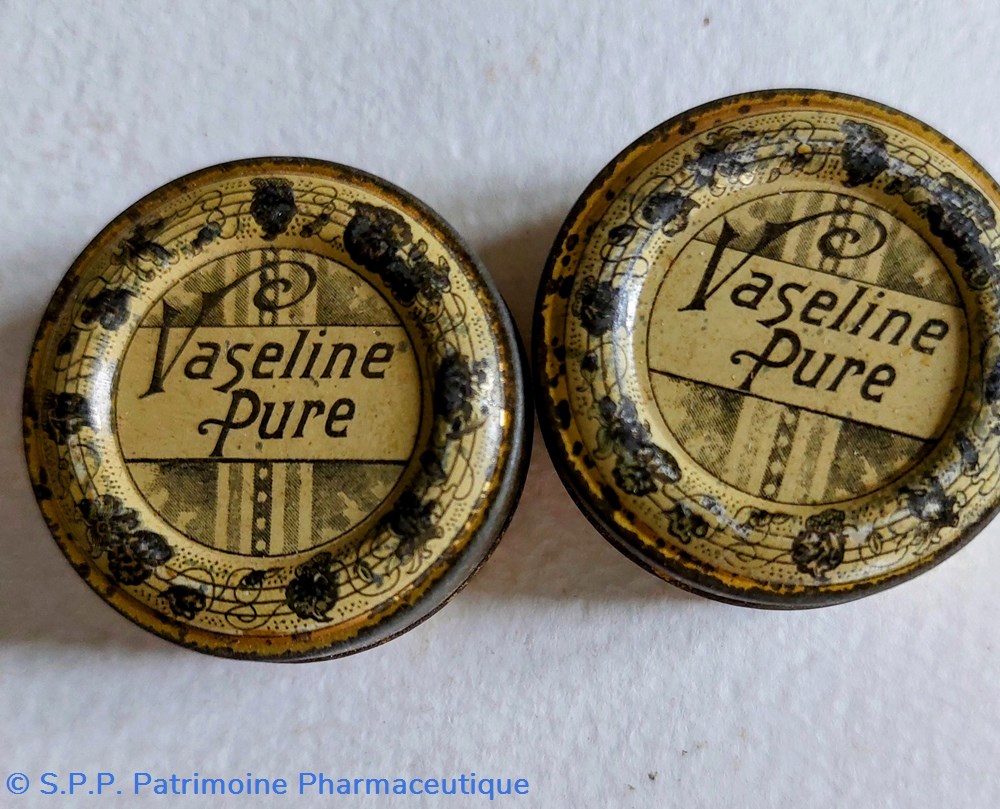 science pharmacie vaseline pure boite metal de poche