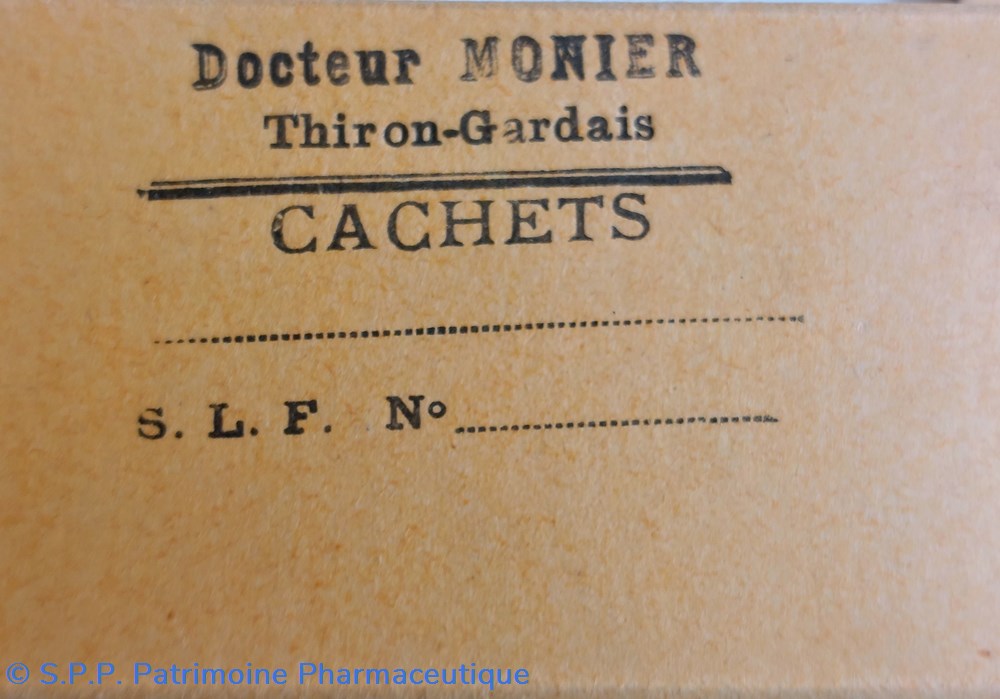 Conditionnement pour cachets Dr MONIER 2 science pharmacie conditionnement pour cachets dr monier