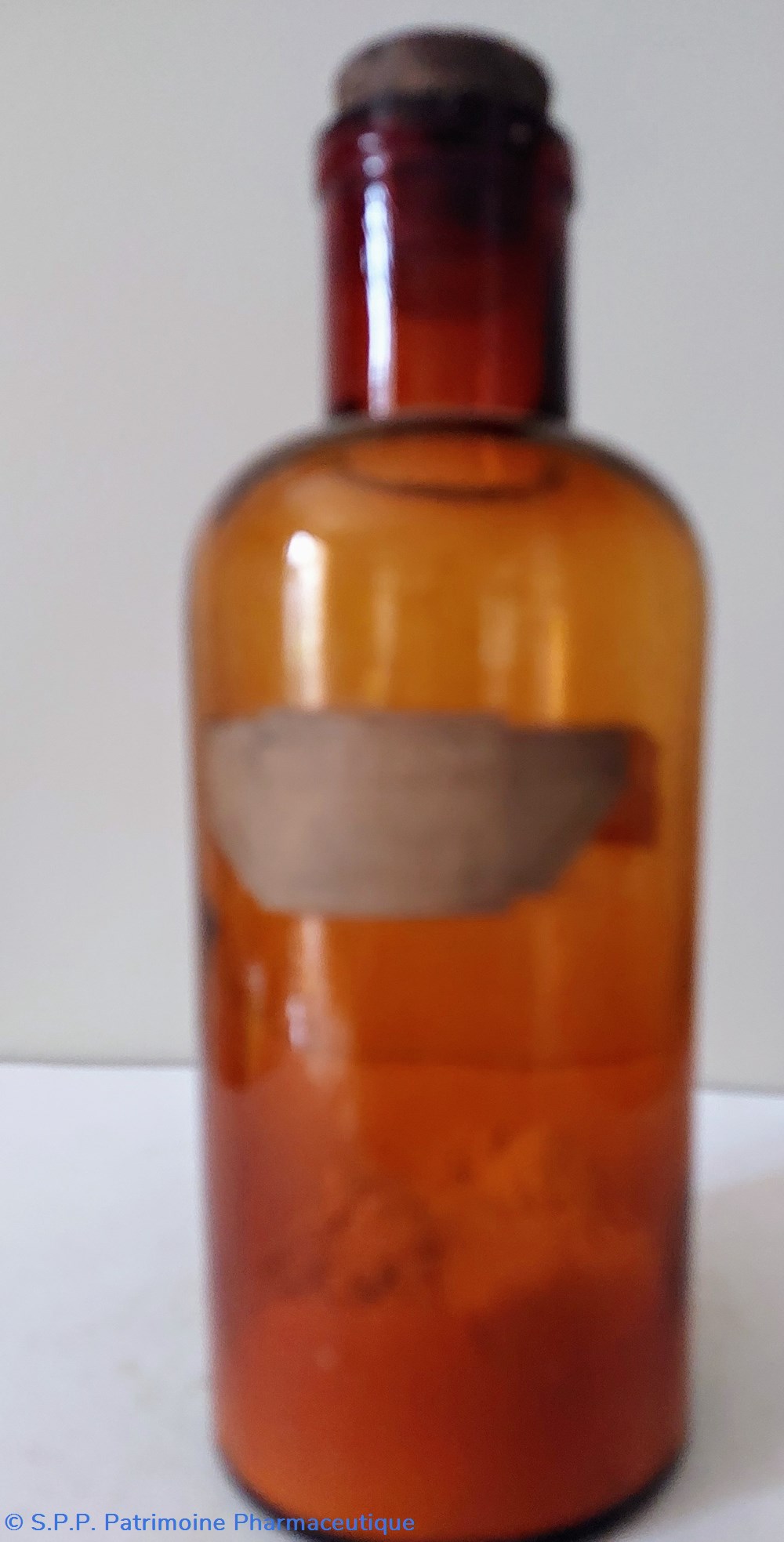 SULFATE DE MAGNÉSIE Flacon en verre ambré 5 science pharmacie sulfate de magnesie flacon en verre ambre
