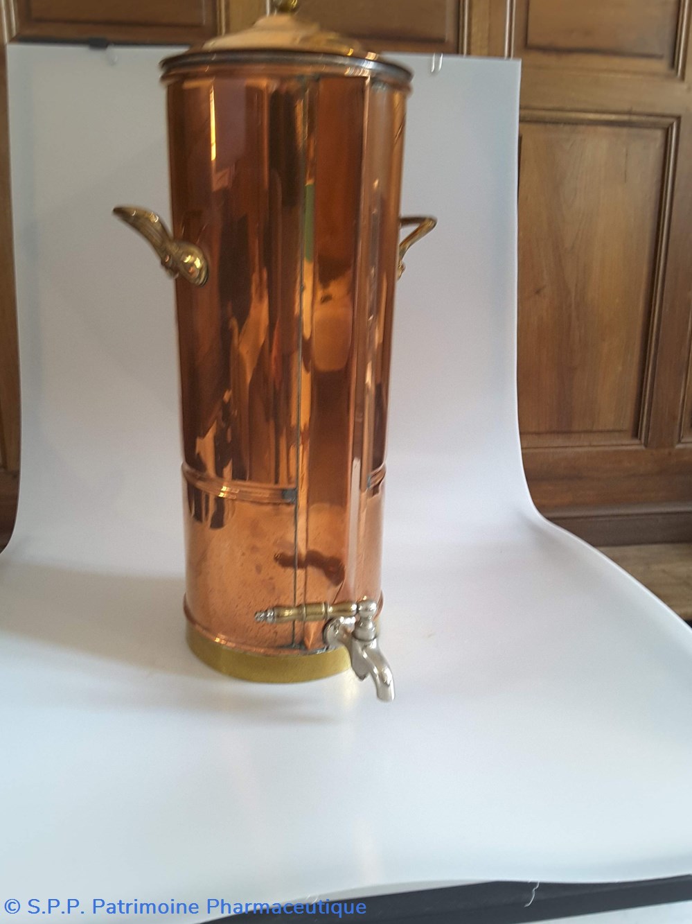 Diffuseur à sirop avec couvercle 4 science pharmacie diffuseur a sirop avec couvercle