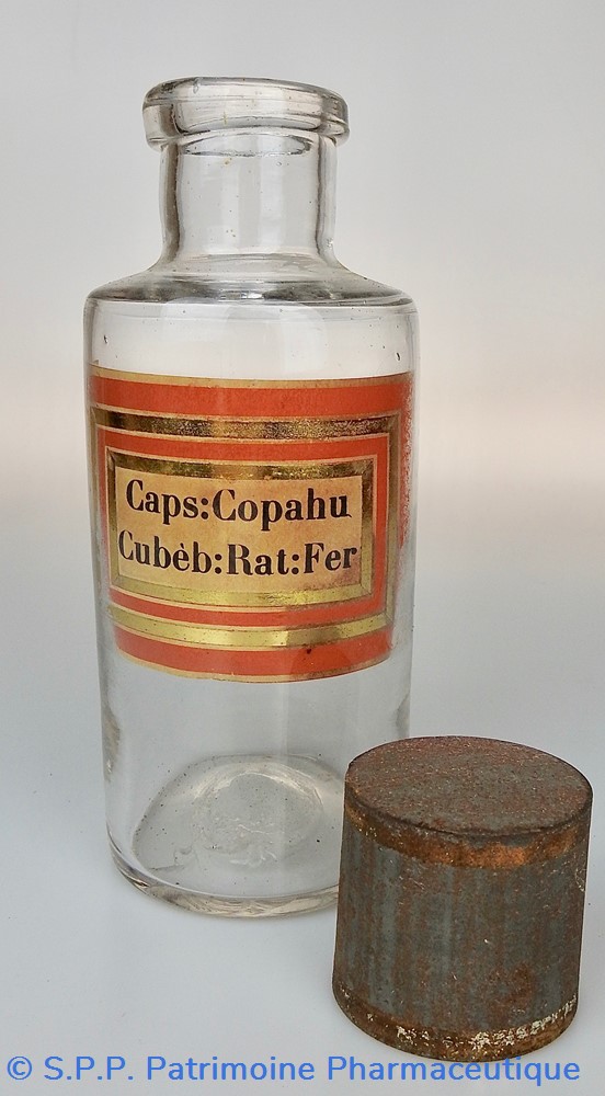 Flacon en verre petit modèle Pharmacie RAVASSE 3 science flacon en verre petit modele pharmacie ravasse