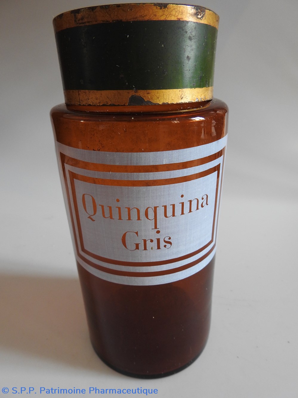 Quinquina Gris science pharmacie quinquina gris