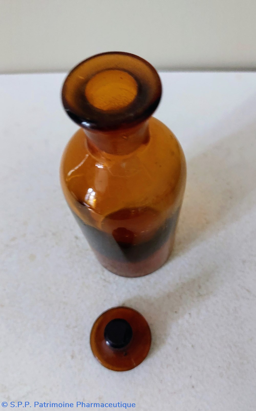 science pharmacie flacon 11 cm en verre ambre