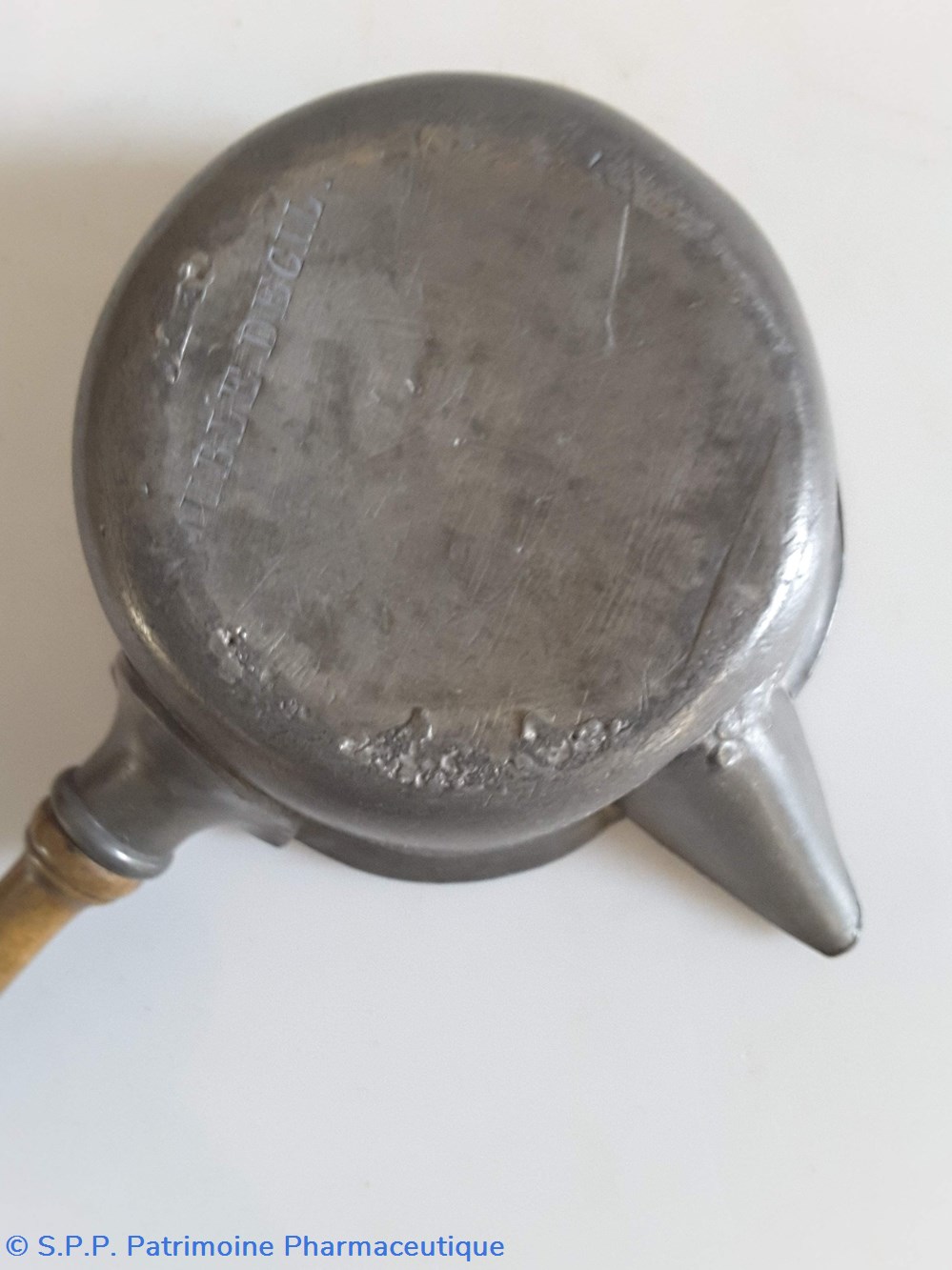 science pharmacie couloire a sirop