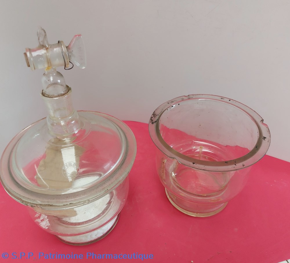 Dessicateur à vide en verre PYREX 3 science pharmacie dessicateur a vide en verre pyrex
