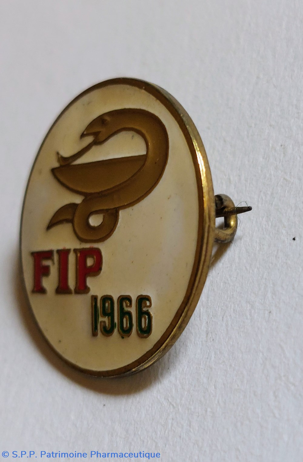 science pharmacie broche f i p 1966