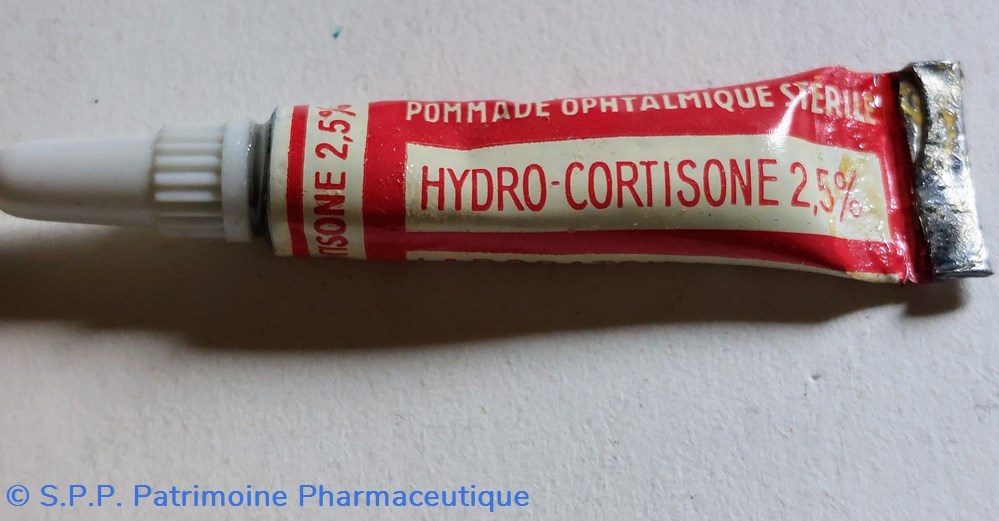 HYDRO - CORTISONE 2.5 % Pommade P. O. S. 5 science pharmacie hydro cortisone 2 5 pommade p o s