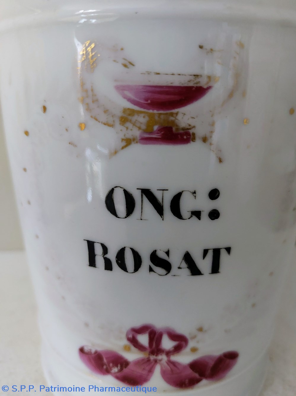Pot à onguent " ONG : ROSAT" Porcelaine GOSSE 2 science pharmacie pot a onguent ong rosat porcelaine gosse