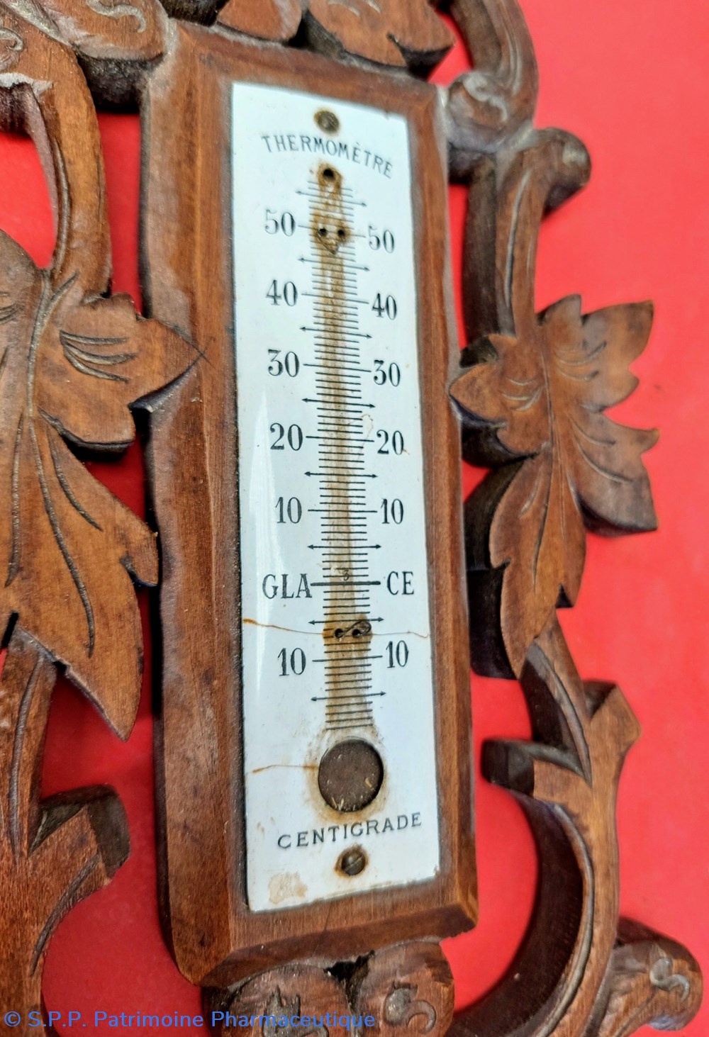 science pharmacie barometre thermometre mural support en bois