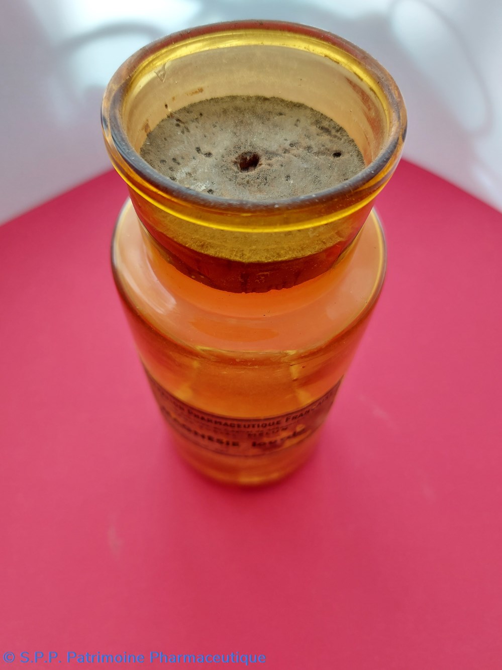 Pot verre ambré " Magnésie lourde" science pharmacie pot verre ambre magnesie lourde