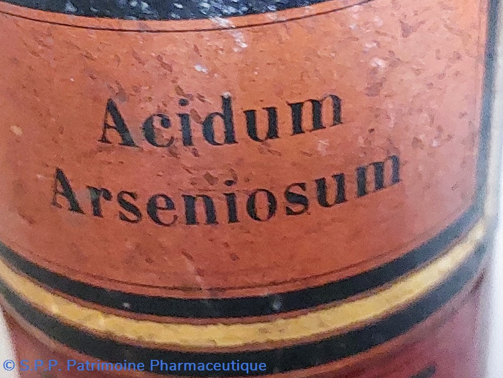 Flacon verre ambré 11.5 "Acidum Arseniosum" 2 science pharmacie flacon verre ambre 11 5 acidum arseniosum