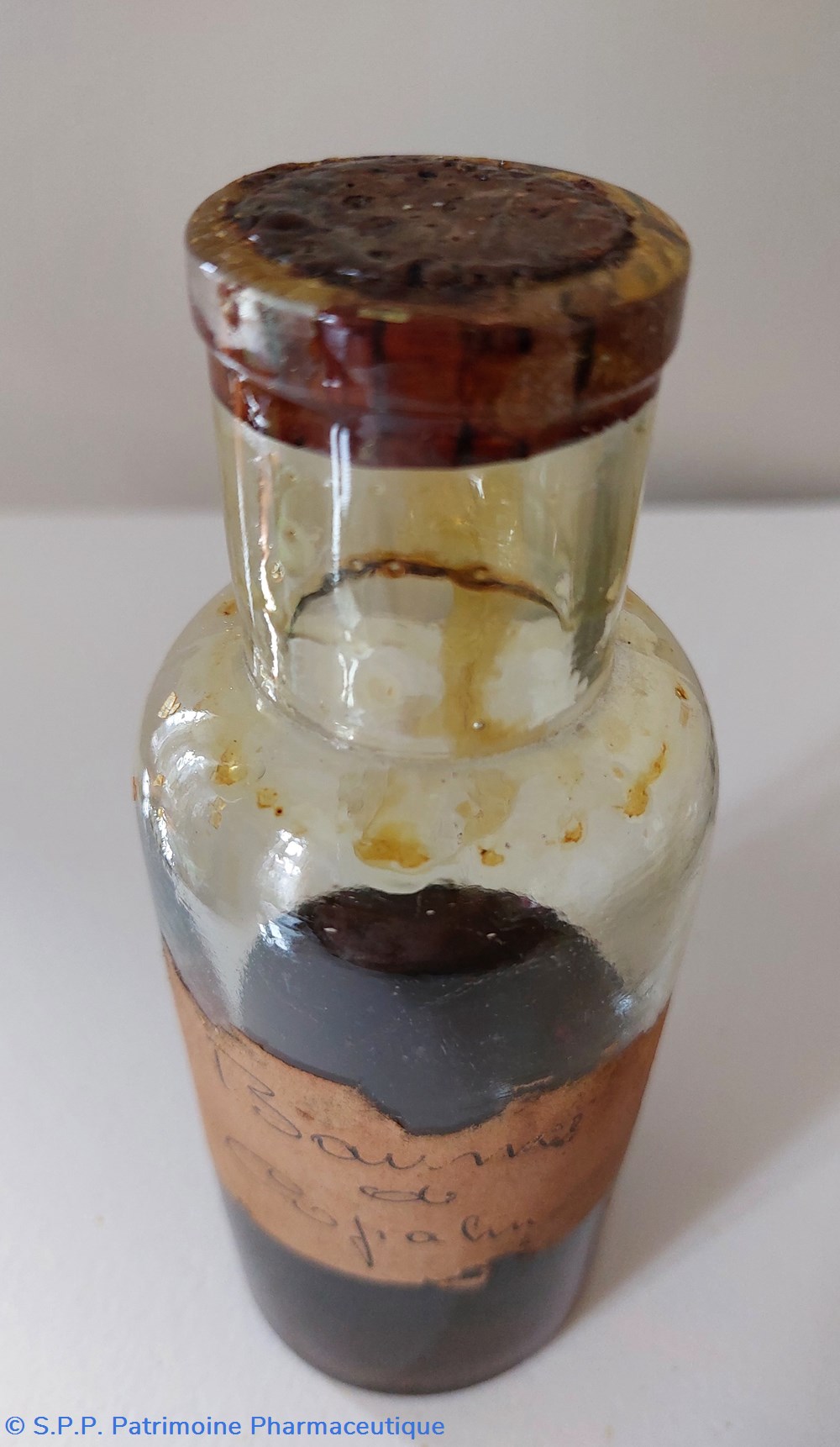 science pharmacie baume de copalme liquidembar flacon verre transparent